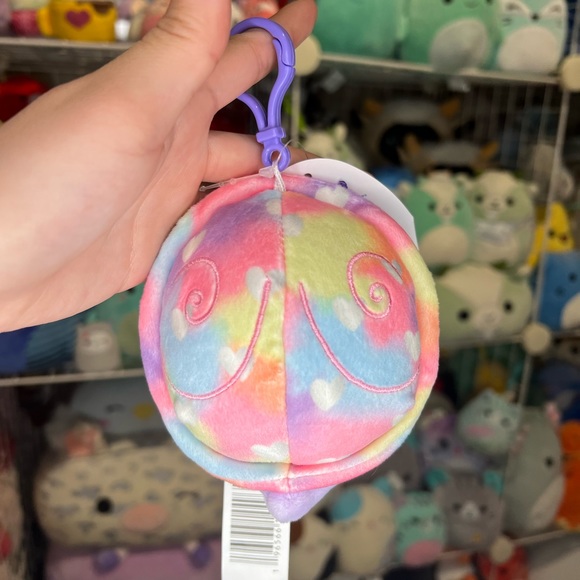 Squishmallows Swerl the Valentine’s Snail 3.5" Stuffed Plush Clip - Picture 3 of 3